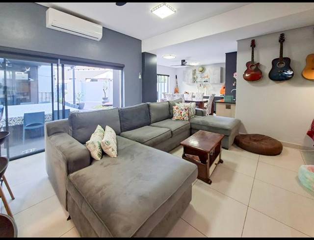 3 BEDROOM HOUSE FOR SALE IN MIDSTREAM ESTATE